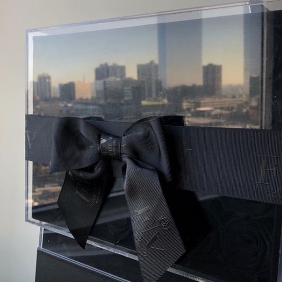 Black Rose Box - Picture 6 of 8